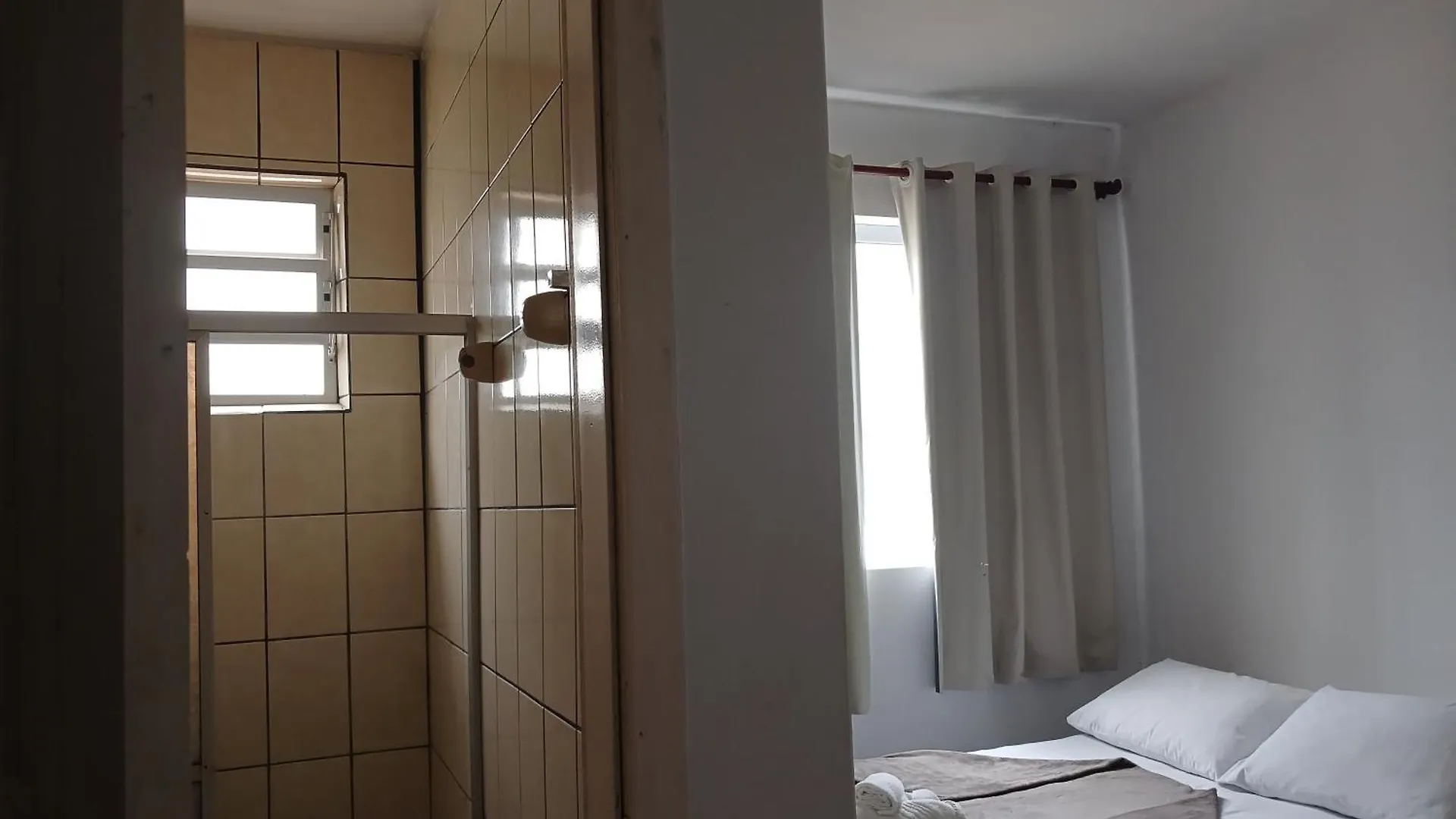 Acacia Hotel لاغونا