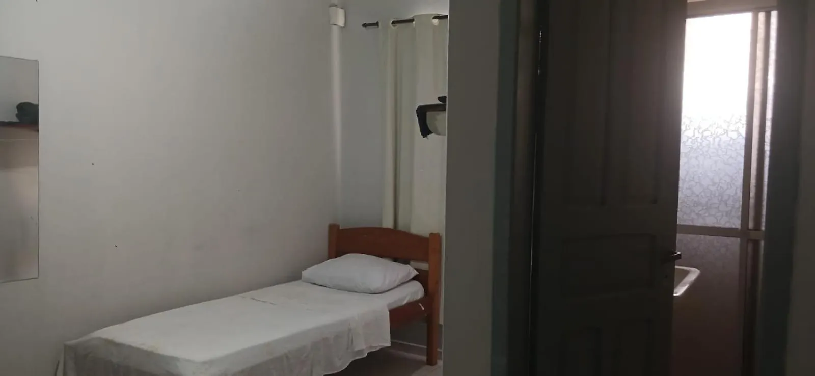 Acacia Hotel Laguna 4*,